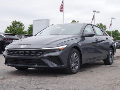 2026 Hyundai Elantra Hybrid - Photo 6