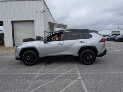 2025 Toyota RAV4 Hybrid - Photo 2
