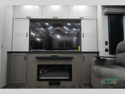 2025 Jayco North Point - Photo 12