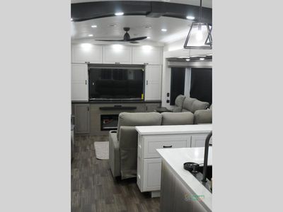2025 Jayco North Point - Photo 10