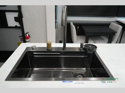 2025 Jayco North Point - Photo 31