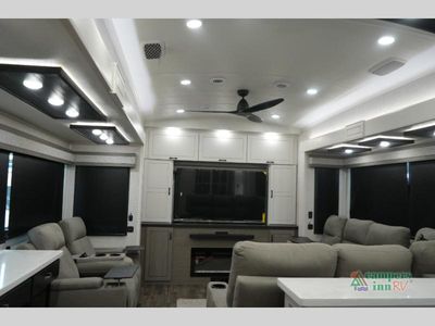 2025 Jayco North Point - Photo 11