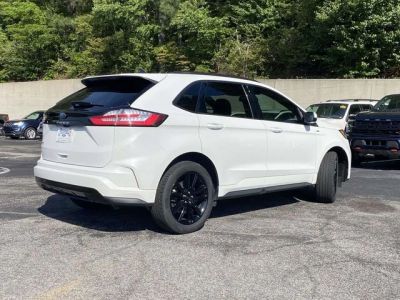 2022 Ford Edge - Photo 3