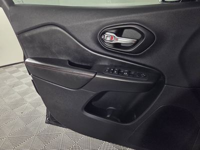 2022 Jeep Cherokee - Photo 22