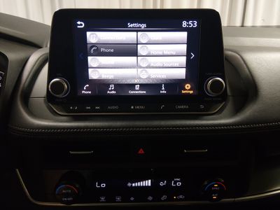 2024 Nissan Rogue — photo 17 view