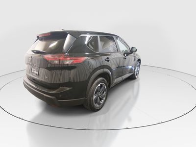 2024 Nissan Rogue — photo 7 view