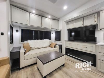 2026 Brinkley Model Z - Photo 15