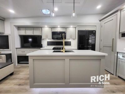 2026 Brinkley Model Z - Photo 18