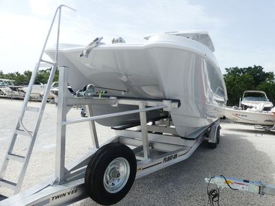 2026 Twin Vee 280 Center Console GFX - Photo 3