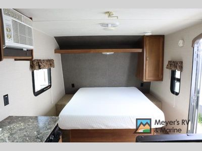 2015 Keystone RV Summerland Mini - Photo 7