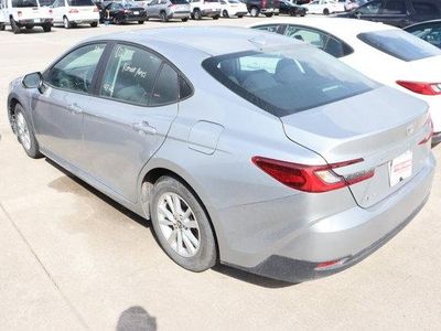 2025 Toyota Camry — photo 8 view