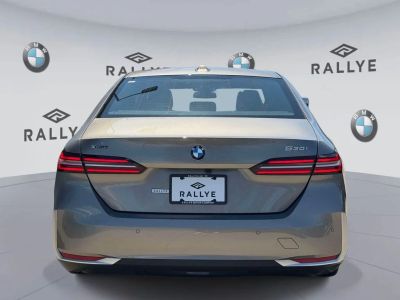 2026 BMW 5 Series - Photo 5
