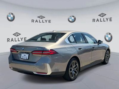 2026 BMW 5 Series - Photo 4