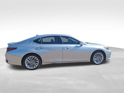 2022 Lexus ES — photo 14 view