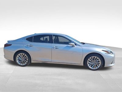 2022 Lexus ES — photo 13 view