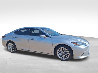2022 Lexus ES — photo 11 view