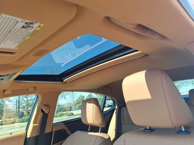 2022 Lexus ES — photo 46 view