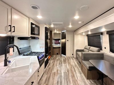2025 Jayco Jay Flight SLX — photo 23 view