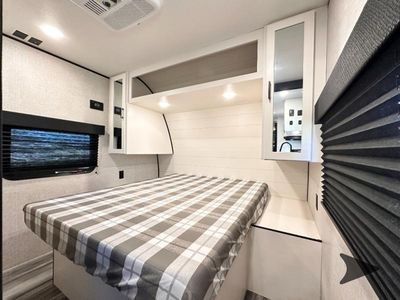 2025 Jayco Jay Flight SLX — photo 45 view