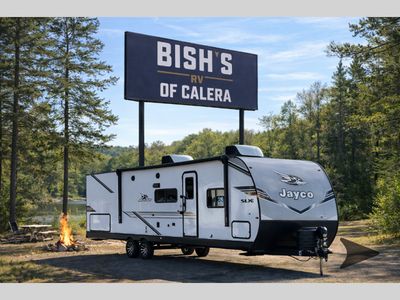 2025 Jayco Jay Flight SLX — front three-quarter view