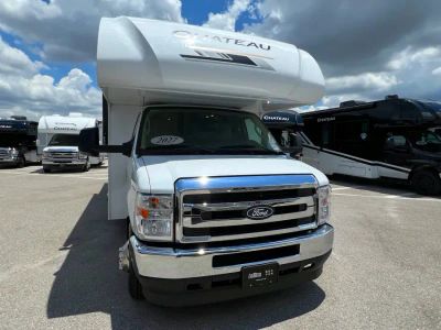 2027 Thor Motor Coach CHATEAU — front three-quarter view