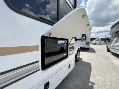 2027 Thor Motor Coach CHATEAU — photo 22 view