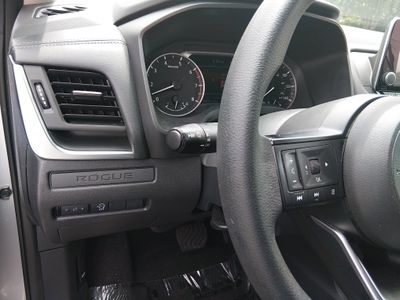 2024 Nissan Rogue — photo 22 view