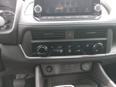 2024 Nissan Rogue — photo 20 view