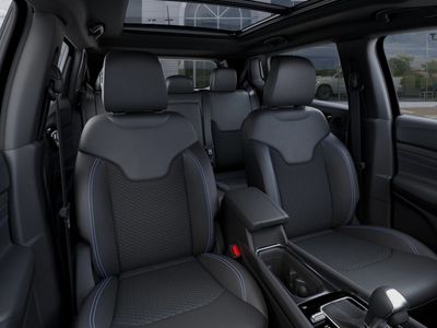 2026 Jeep Compass - Photo 16