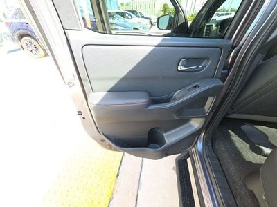 2023 Nissan Frontier - Photo 22