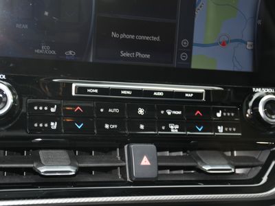 2021 Toyota Highlander Hybrid - Photo 16