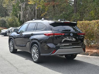 2021 Toyota Highlander Hybrid - Photo 3