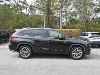 2021 Toyota Highlander Hybrid - Photo 5