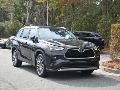 2021 Toyota Highlander Hybrid - Photo 6
