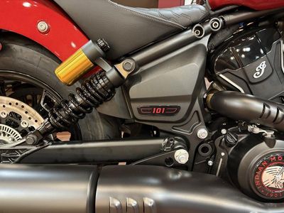 2025 Indian Motorcycle 101 Scout Sunset Red Metallic with Graphics - Photo 13