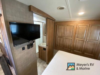 2017 Forest River RV Flagstaff Super Lite - Photo 12