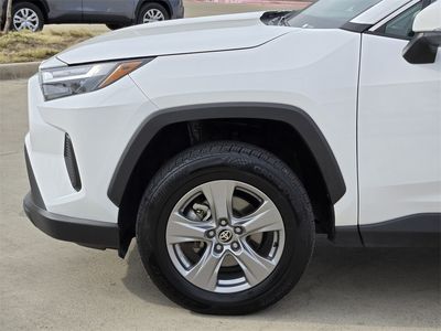 2024 Toyota RAV4 - Photo 6