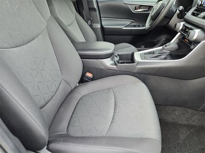 2024 Toyota RAV4 - Photo 9