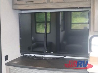 2023 CrossRoads RV Cameo - Photo 31