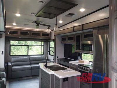 2023 CrossRoads RV Cameo - Photo 20