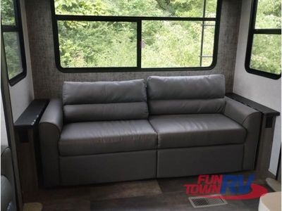 2023 CrossRoads RV Cameo - Photo 29