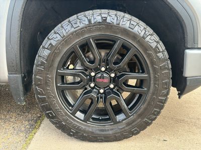 2023 GMC Sierra 1500 - Photo 9