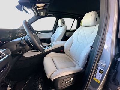 2024 BMW X5 — photo 22 view