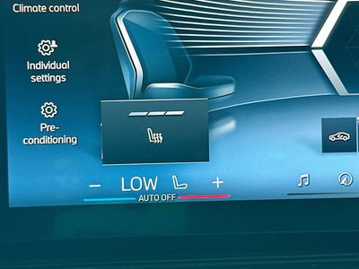 2024 BMW X5 — photo 21 view