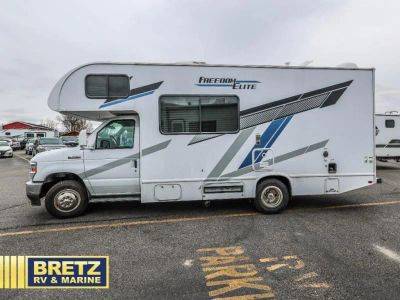 2025 Thor Motor Coach Freedom Elite — photo 7 view