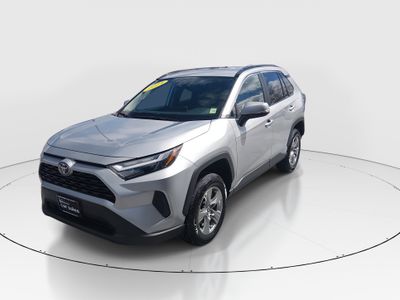 2024 Toyota RAV4 - Photo 3