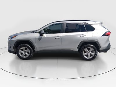 2024 Toyota RAV4 - Photo 4
