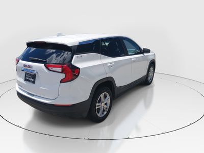 2024 GMC Terrain — photo 7 view