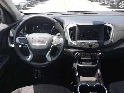 2024 GMC Terrain — photo 12 view