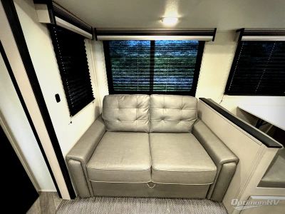 2024 Heartland Mallard — photo 10 view